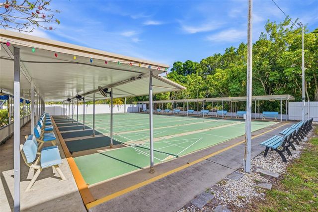 5521 80TH STREET N 212, St Petersburg, FL 33709