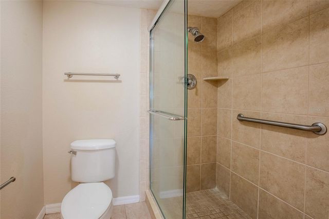 3300 BENEVA 214, Sarasota, FL 34232