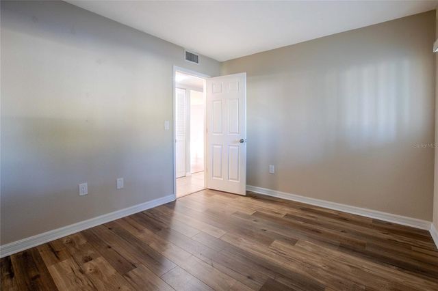 3300 BENEVA 214, Sarasota, FL 34232