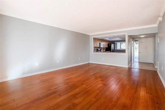 3300 BENEVA 214, Sarasota, FL 34232