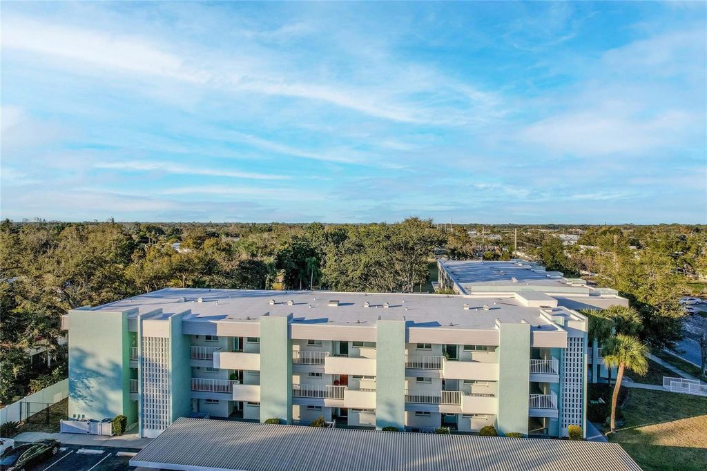 3300 BENEVA 214, Sarasota, FL 34232