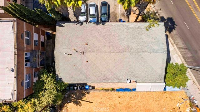 972 S Hoover, Los Angeles, CA 90006