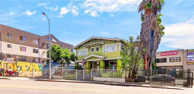 972 S Hoover, Los Angeles, CA 90006