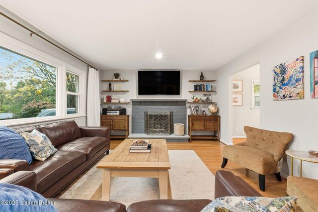 3132 Marlin Rd, Houston Acres, KY 40220