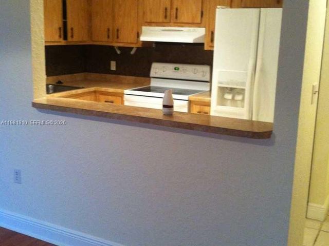 5530 NW 44th Street 411C, Lauderhill, FL 33319