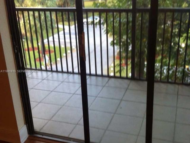 5530 NW 44th Street 411C, Lauderhill, FL 33319
