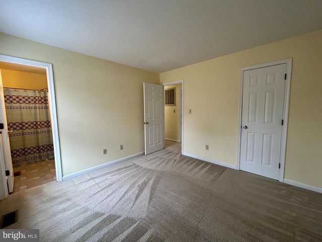 217 MIMOSA AVE, Colonial Beach, VA 22443