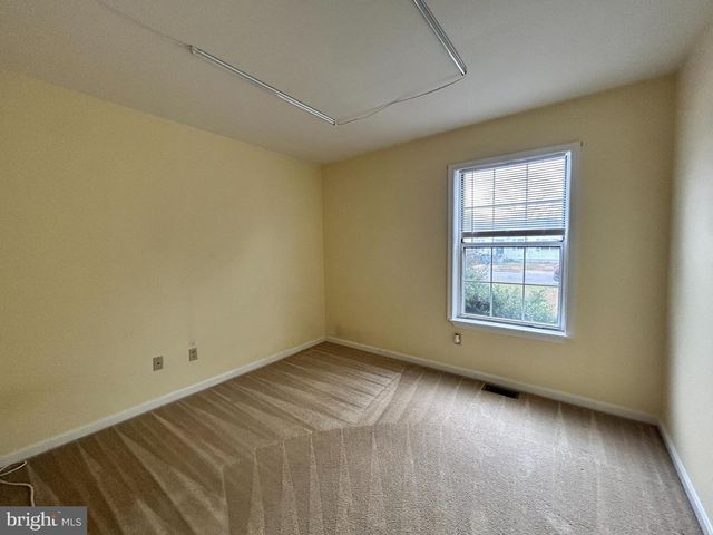 217 MIMOSA AVE, Colonial Beach, VA 22443