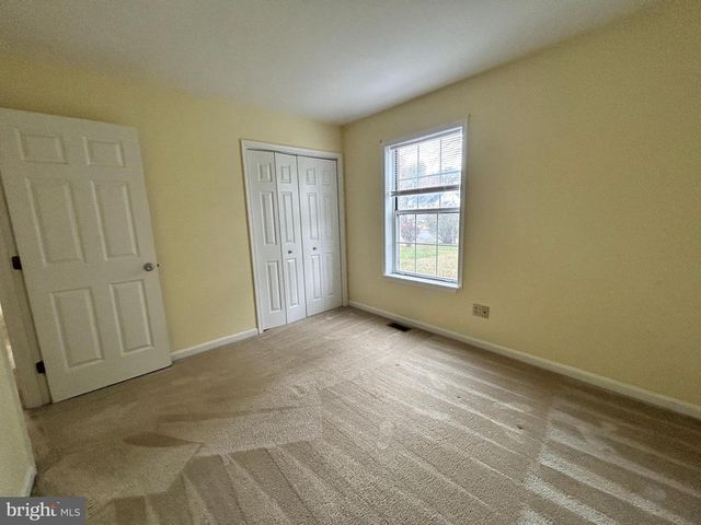 217 MIMOSA AVE, Colonial Beach, VA 22443