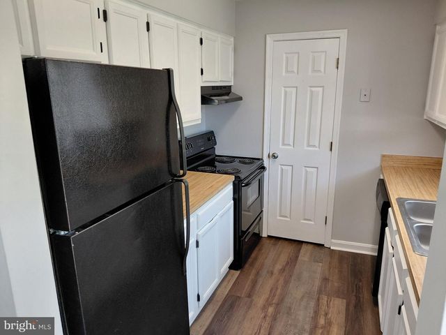 217 MIMOSA AVE, Colonial Beach, VA 22443