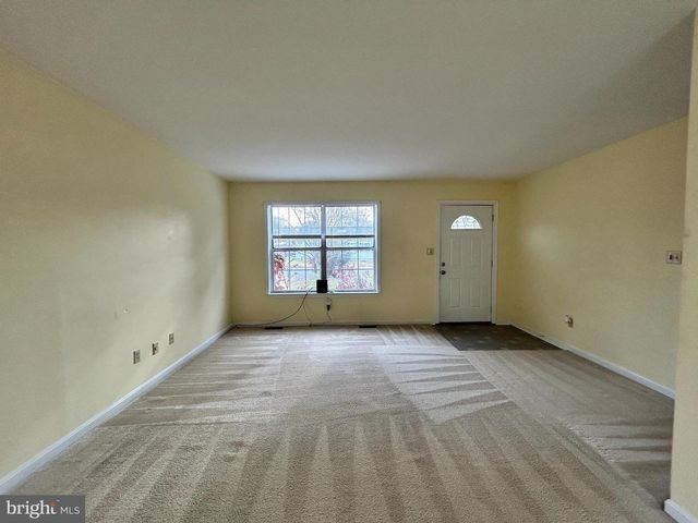 217 MIMOSA AVE, Colonial Beach, VA 22443