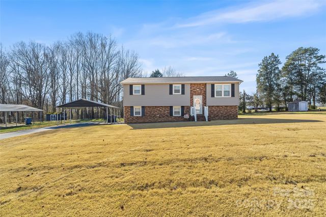 3261 Tolley Street, Claremont, NC 28610