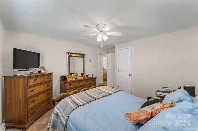 3261 Tolley Street, Claremont, NC 28610