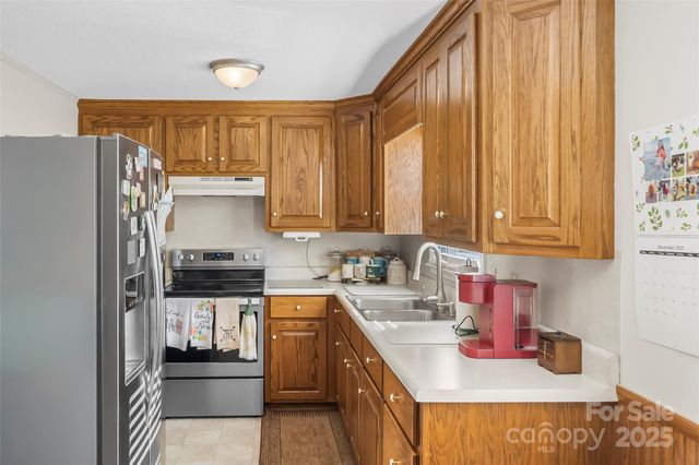 3261 Tolley Street, Claremont, NC 28610