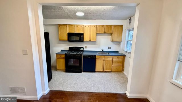 617 BRISBANE RD, Baltimore, MD 21229