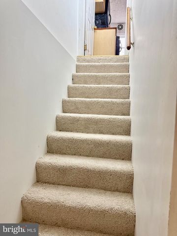 617 BRISBANE RD, Baltimore, MD 21229