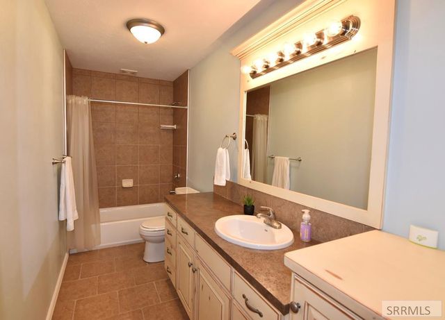 2429 Harold Drive, Idaho Falls, ID 83402