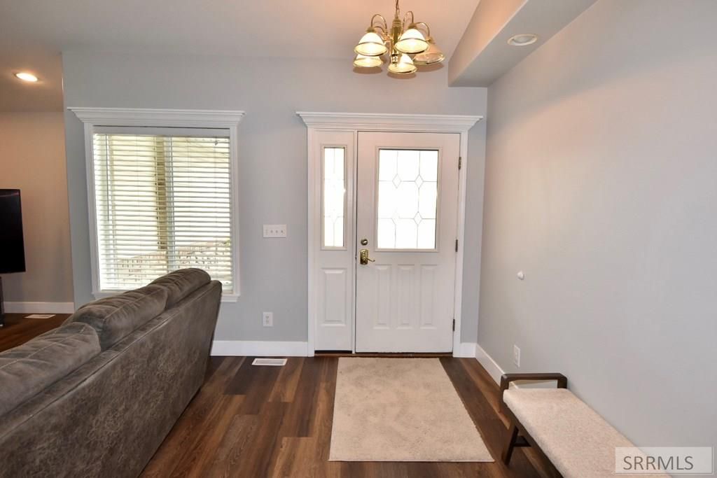 Image 12 of property listing at 2429 Harold Drive, Idaho Falls, ID 83402