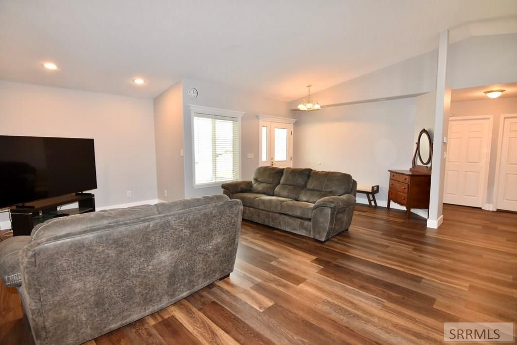 Image 17 of property listing at 2429 Harold Drive, Idaho Falls, ID 83402