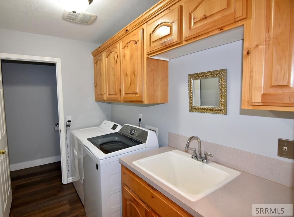 Image 25 of property listing at 2429 Harold Drive, Idaho Falls, ID 83402