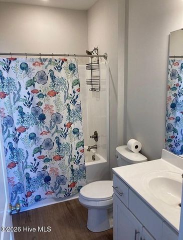 111 Pasture Lane B, Swansboro, NC 28584