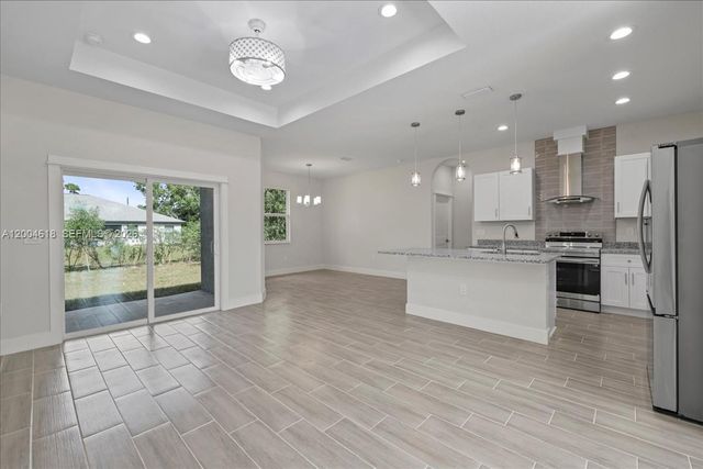 2804 11th ST W, Lehigh Acres, FL 33971