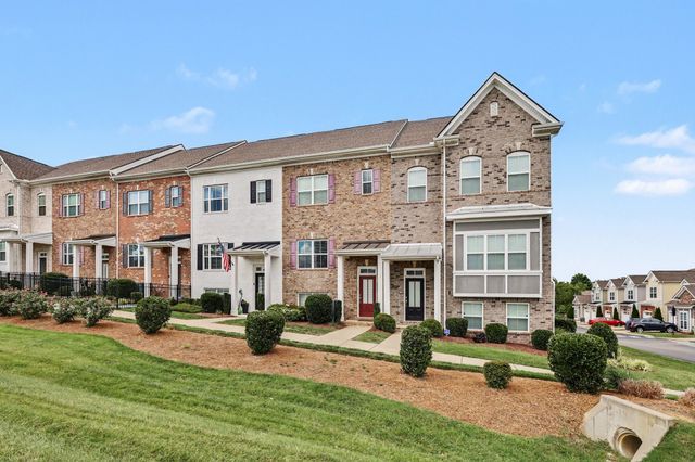 296 Kinsale Dr, Spring Hill, TN 37174
