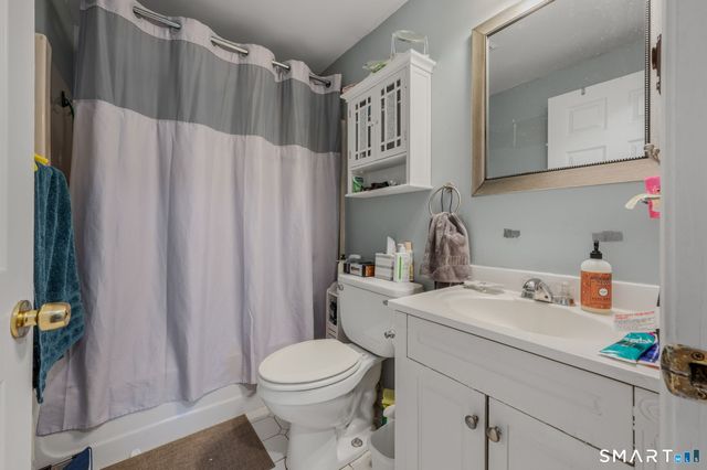 10 Amherst Court, Groton, CT 06355