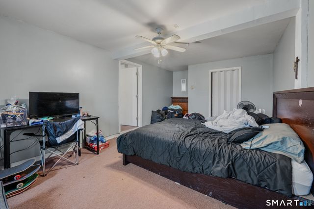 10 Amherst Court, Groton, CT 06355