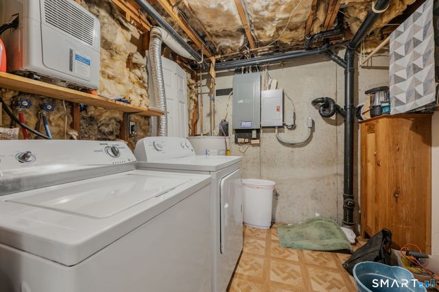 10 Amherst Court, Groton, CT 06355