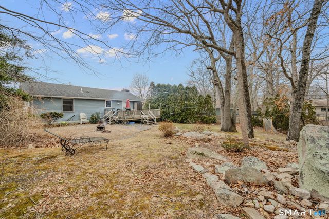 10 Amherst Court, Groton, CT 06355