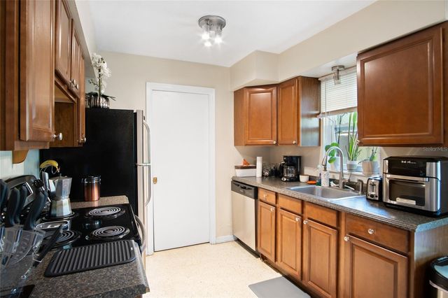 212 E HARVARD STREET, Orlando, FL 32804