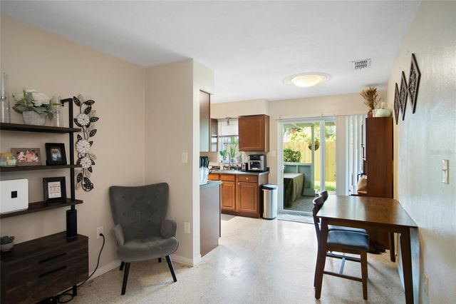 212 E HARVARD STREET, Orlando, FL 32804