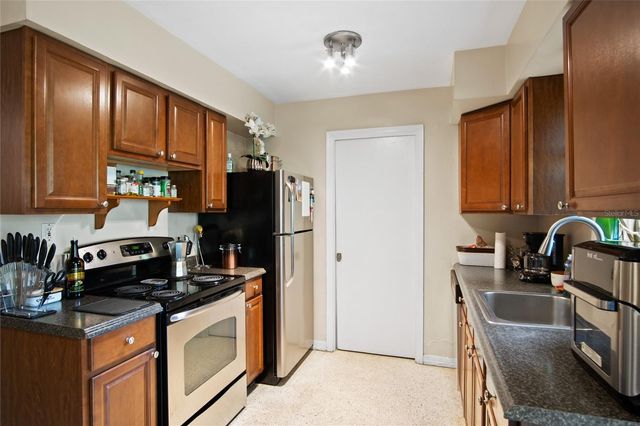 212 E HARVARD STREET, Orlando, FL 32804