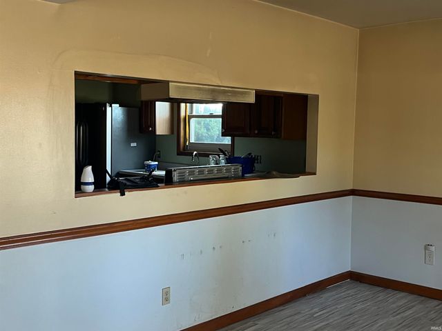 7650 E 400 S Road, Columbia City, IN 46725