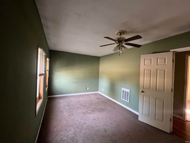 7650 E 400 S Road, Columbia City, IN 46725