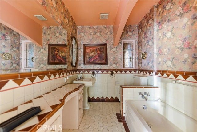 21 Halsted, Alhambra, CA 91801