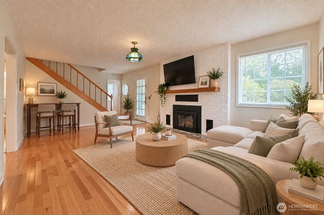 2272 Long Lake Road SE, Port Orchard, WA 98366