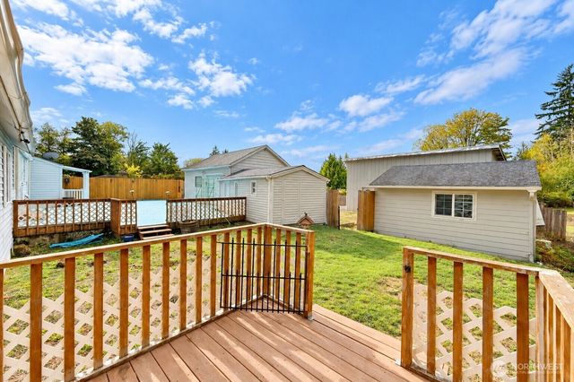 2272 Long Lake Road SE, Port Orchard, WA 98366