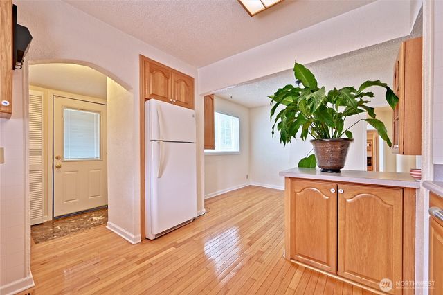 2272 Long Lake Road SE, Port Orchard, WA 98366