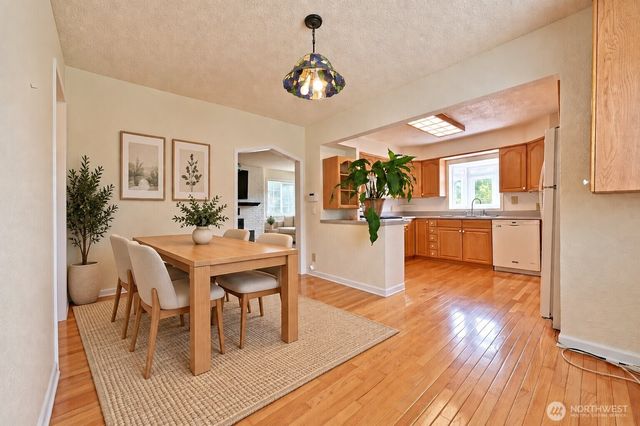 2272 Long Lake Road SE, Port Orchard, WA 98366