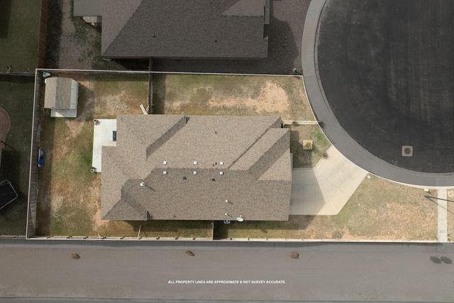 6918 Yellow Rose Ct, Midland, TX 79705