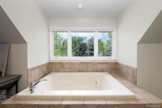 4832 HOSNER Road, Addison Township, MI 48370