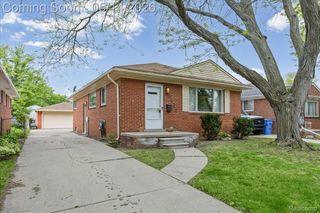 8435 Nightingale Street, Dearborn Heights, MI 48127