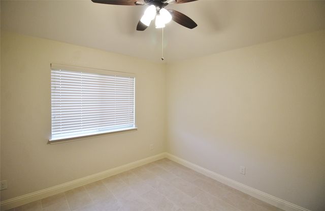 1532 Reagan Avenue, Waxahachie, TX 75165