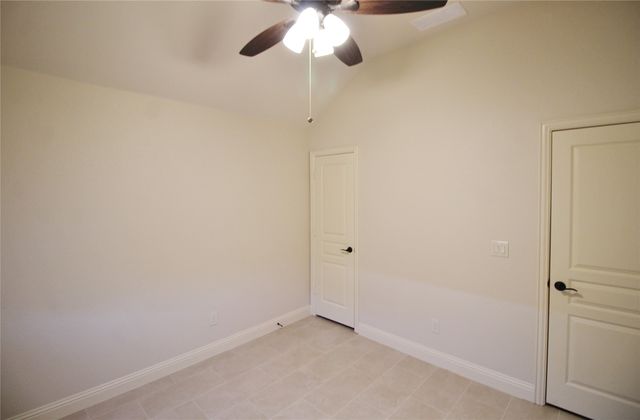 1532 Reagan Avenue, Waxahachie, TX 75165