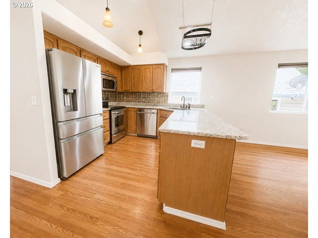 2124 Ne 77TH Ave, Vancouver, WA 98664