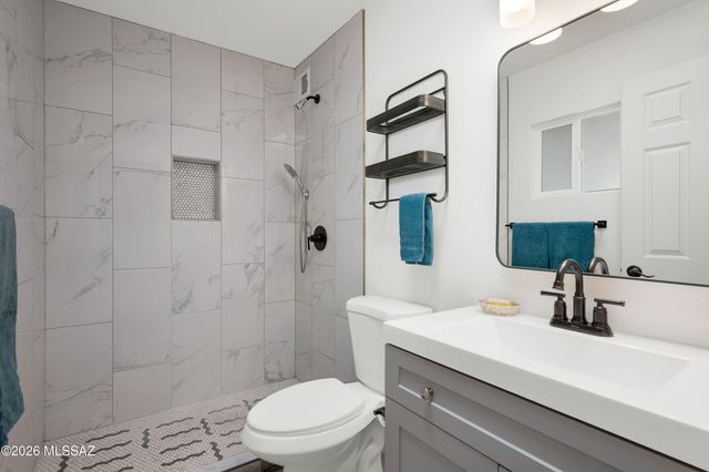 8420 E Stella Road, Tucson, AZ 85730