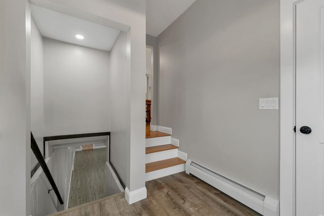 17 Winchester Street, Portsmouth, NH 03801