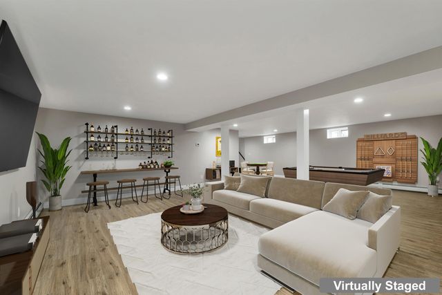 17 Winchester Street, Portsmouth, NH 03801